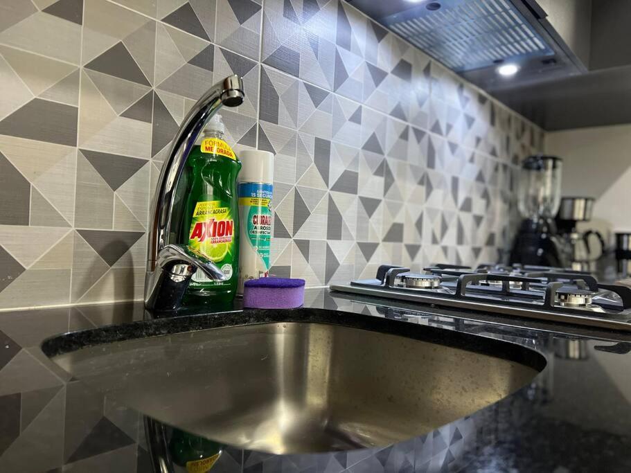 Depa Boho Al Sur Pet Friendly Piscina Gym Sala De Cine Apartment กัวดาลาฮารา ภายนอก รูปภาพ